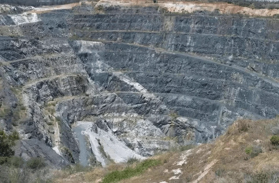 China Titanium Ore